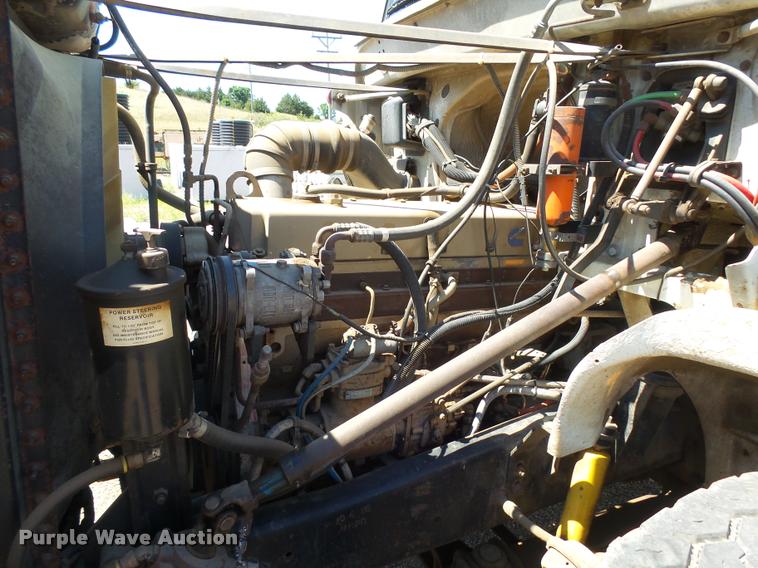 image for item J5442 1989 Freightliner FLC11264T/ST crane truck