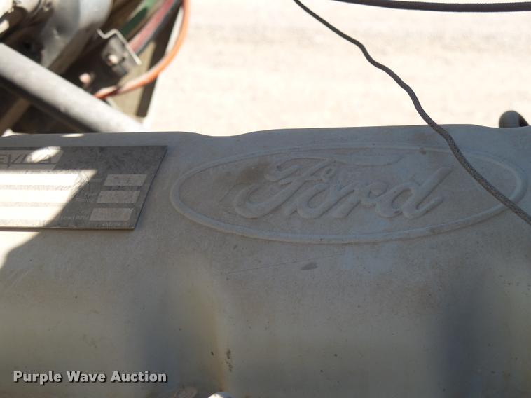 image for item J5443 1989 Ford LT8000 ready mix truck