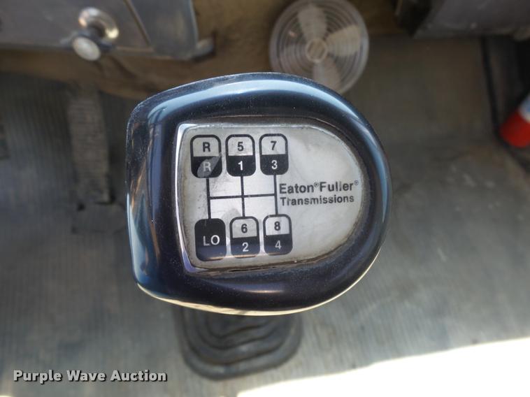 image for item J5443 1989 Ford LT8000 ready mix truck