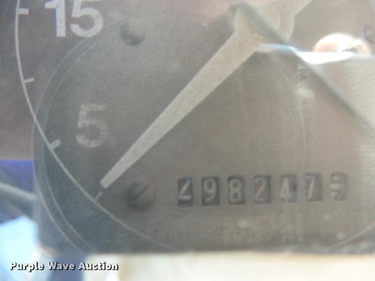 image for item J5443 1989 Ford LT8000 ready mix truck