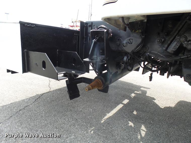 image for item K1780 2004 Volvo VHD rail road service truck with crane