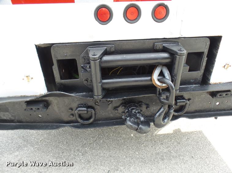 image for item K1780 2004 Volvo VHD rail road service truck with crane