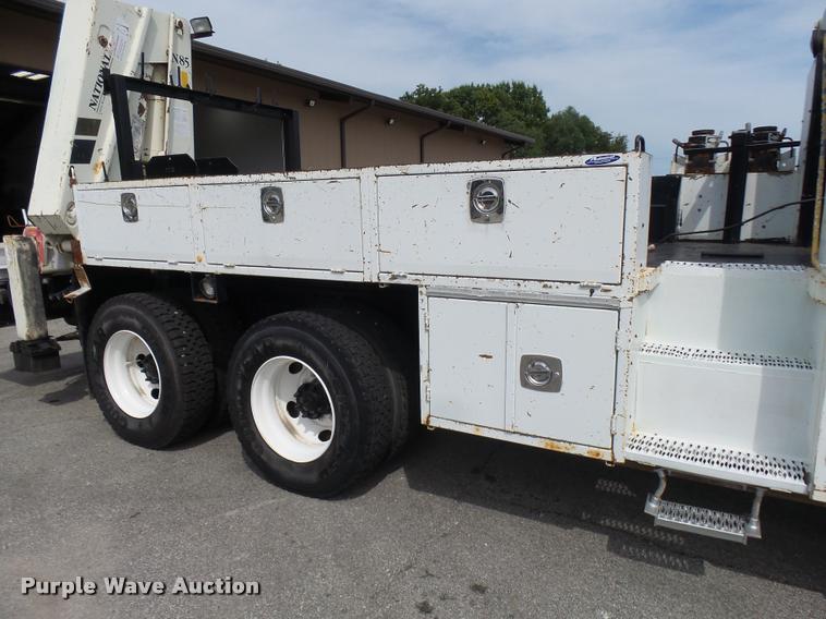 image for item K1780 2004 Volvo VHD rail road service truck with crane