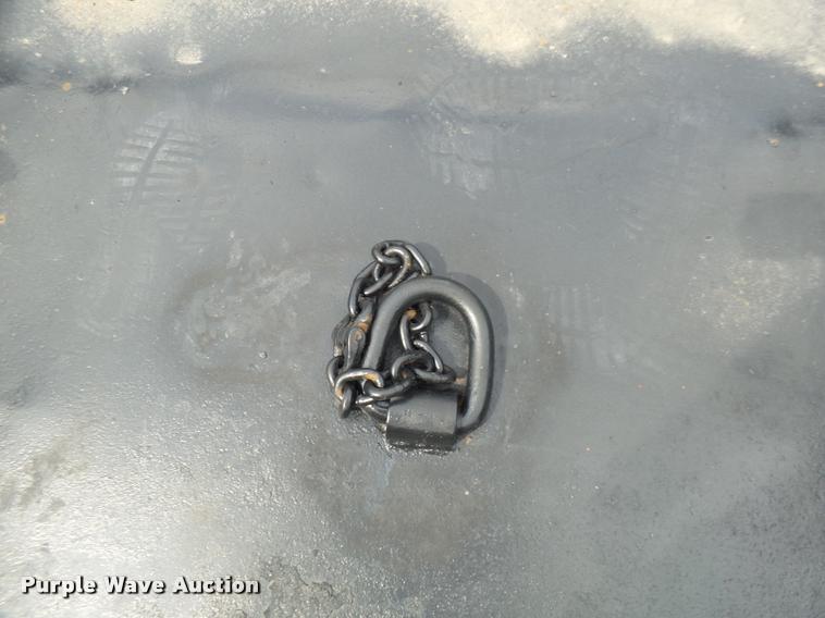 image for item K1780 2004 Volvo VHD rail road service truck with crane