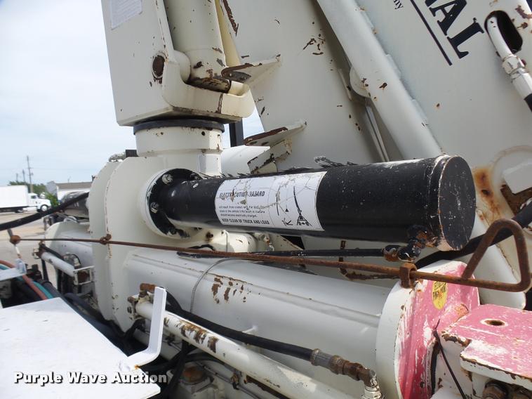 image for item K1780 2004 Volvo VHD rail road service truck with crane