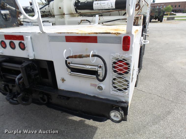 image for item K1780 2004 Volvo VHD rail road service truck with crane