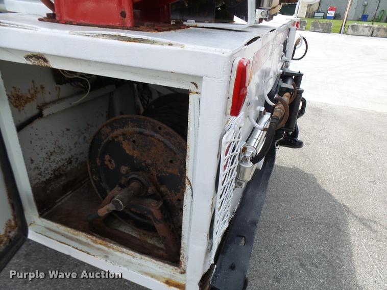 image for item K1780 2004 Volvo VHD rail road service truck with crane