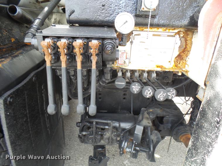 image for item K1780 2004 Volvo VHD rail road service truck with crane