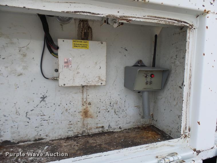 image for item K1780 2004 Volvo VHD rail road service truck with crane