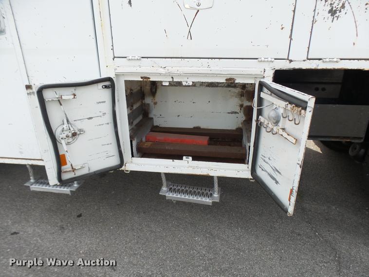 image for item K1780 2004 Volvo VHD rail road service truck with crane