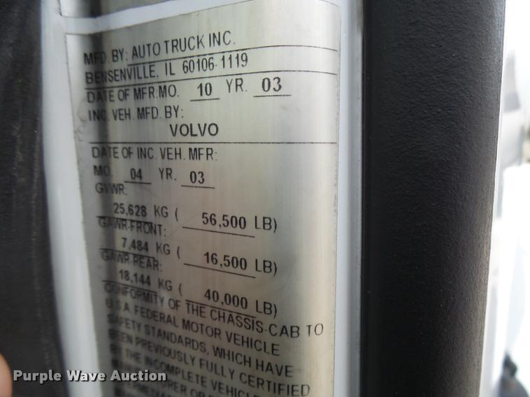 image for item K1780 2004 Volvo VHD rail road service truck with crane