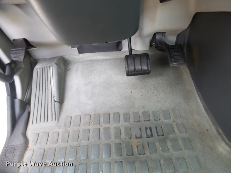 image for item K1780 2004 Volvo VHD rail road service truck with crane