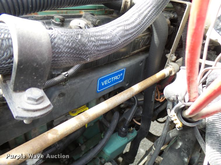 image for item K1780 2004 Volvo VHD rail road service truck with crane