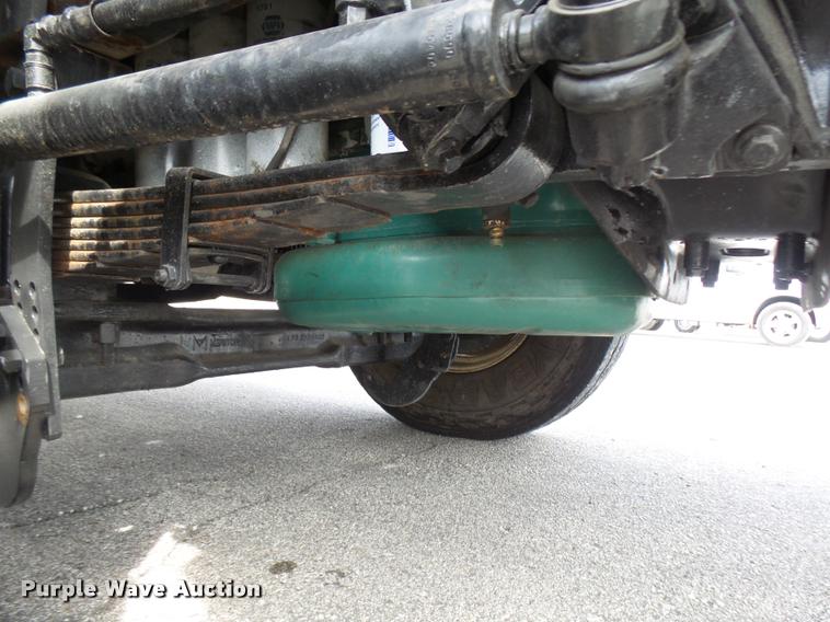 image for item K1780 2004 Volvo VHD rail road service truck with crane