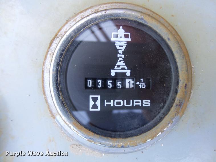 image for item K1782 Sky Jack SJIII 3220 scissor lift