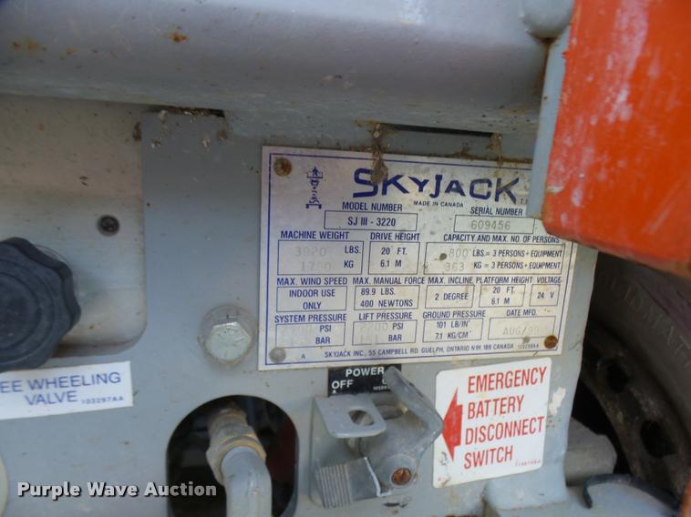 image for item K1782 Sky Jack SJIII 3220 scissor lift