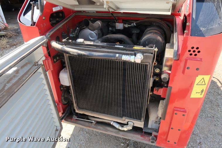 image for item K1815 2013 Takeuchi TL230 Series 2 skid steer