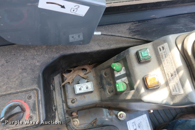 image for item K1815 2013 Takeuchi TL230 Series 2 skid steer