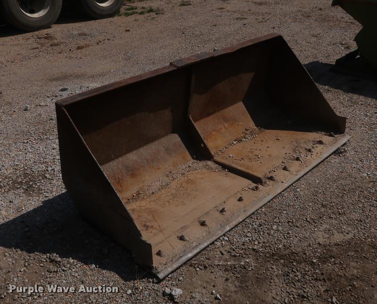 image for item K1818 Skid steer bucket