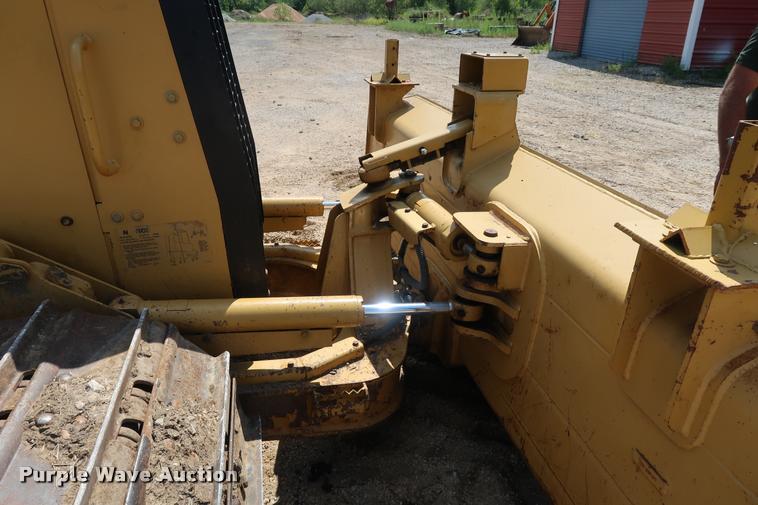 image for item K1822 2006 Caterpillar D5K LGP dozer