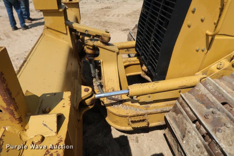 image for item K1822 2006 Caterpillar D5K LGP dozer
