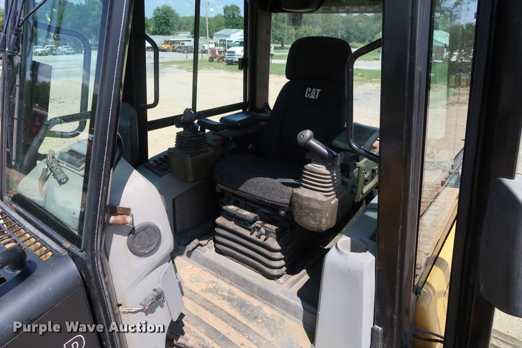 image for item K1822 2006 Caterpillar D5K LGP dozer