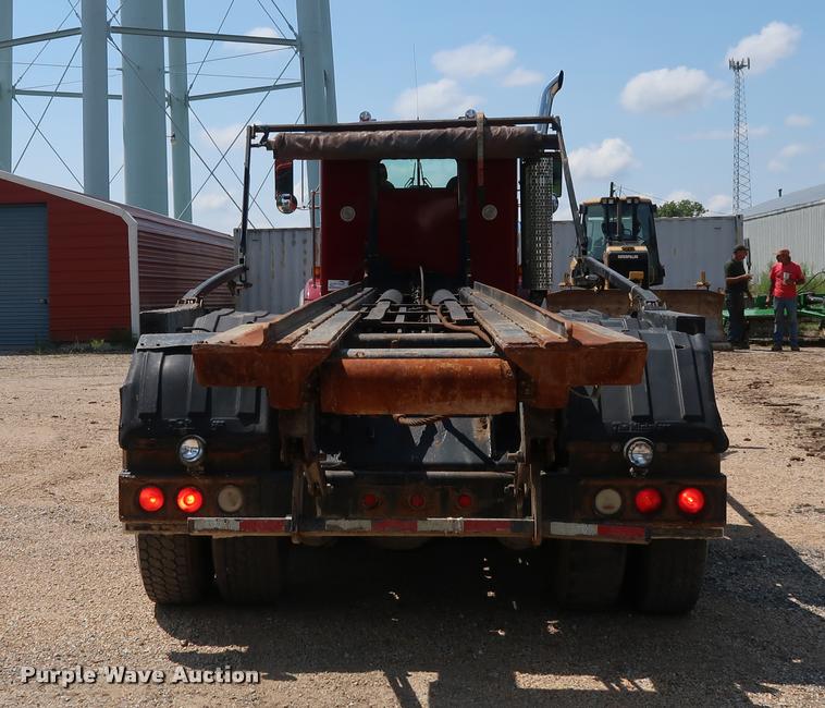 image for item K1825 2001 Kenworth T800 roll off container truck