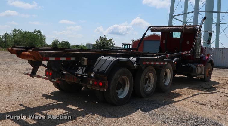 image for item K1825 2001 Kenworth T800 roll off container truck