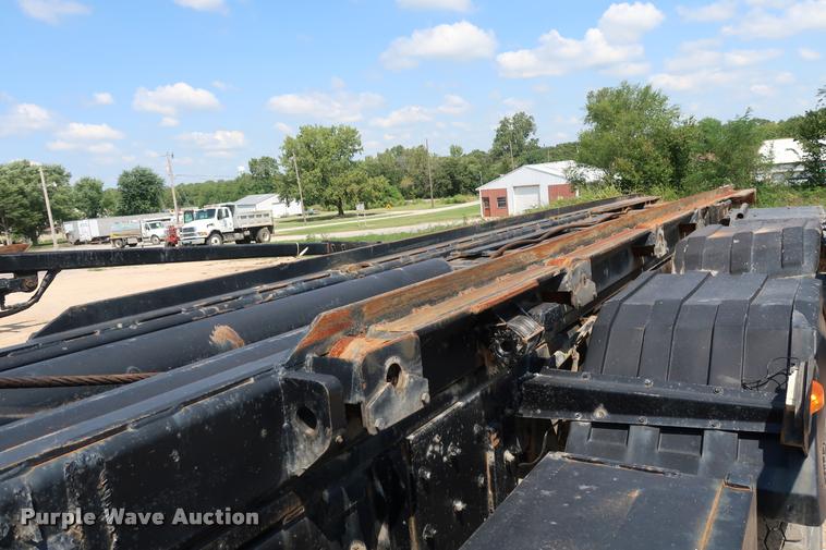 image for item K1825 2001 Kenworth T800 roll off container truck