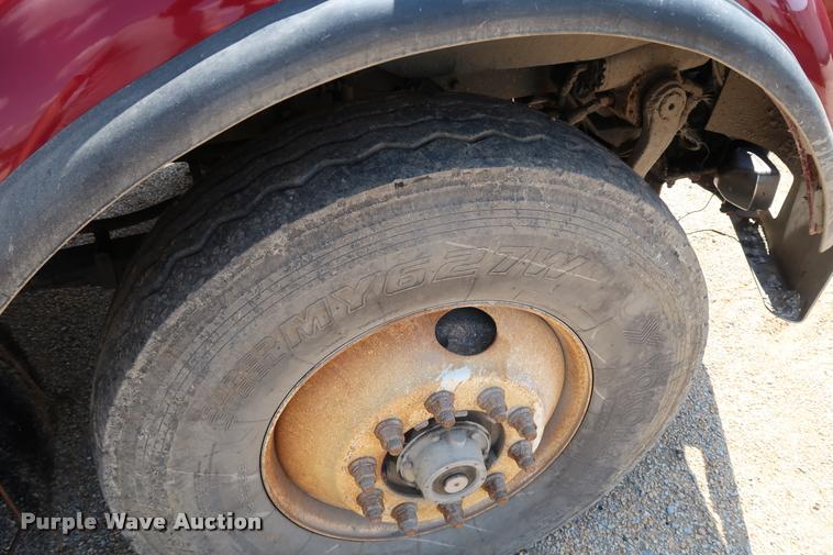 image for item K1825 2001 Kenworth T800 roll off container truck