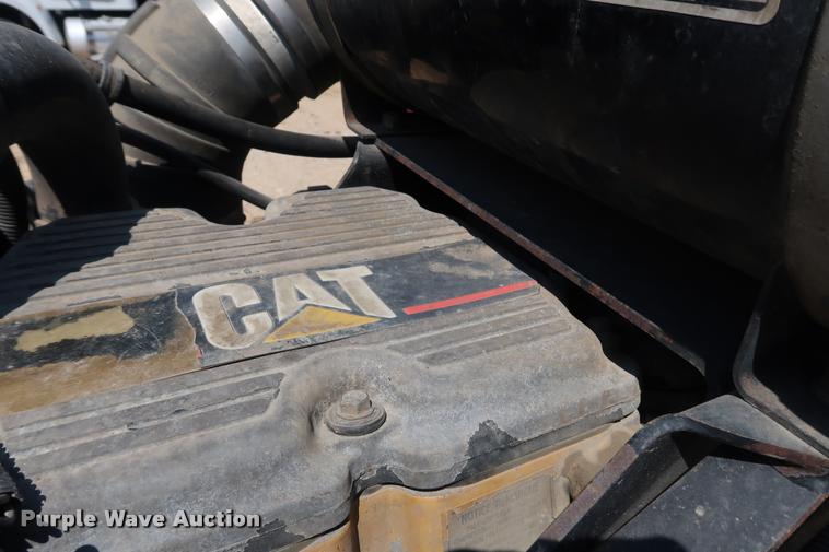 image for item K1825 2001 Kenworth T800 roll off container truck