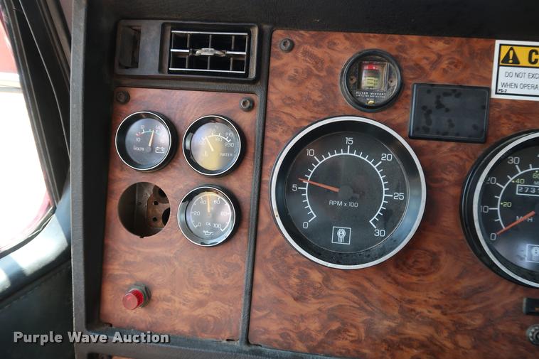 image for item K1825 2001 Kenworth T800 roll off container truck