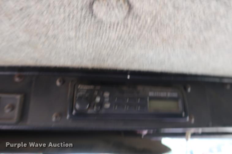 image for item K1825 2001 Kenworth T800 roll off container truck