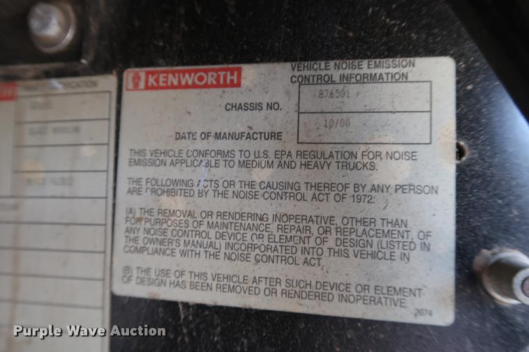 image for item K1825 2001 Kenworth T800 roll off container truck