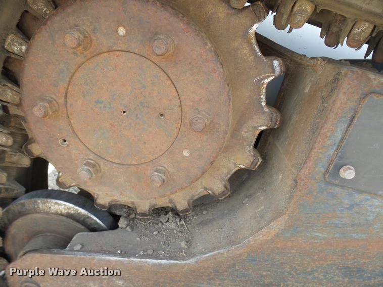 image for item K1875 2002 Bobcat T200 skid steer