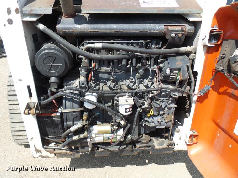 image for item K1875 2002 Bobcat T200 skid steer