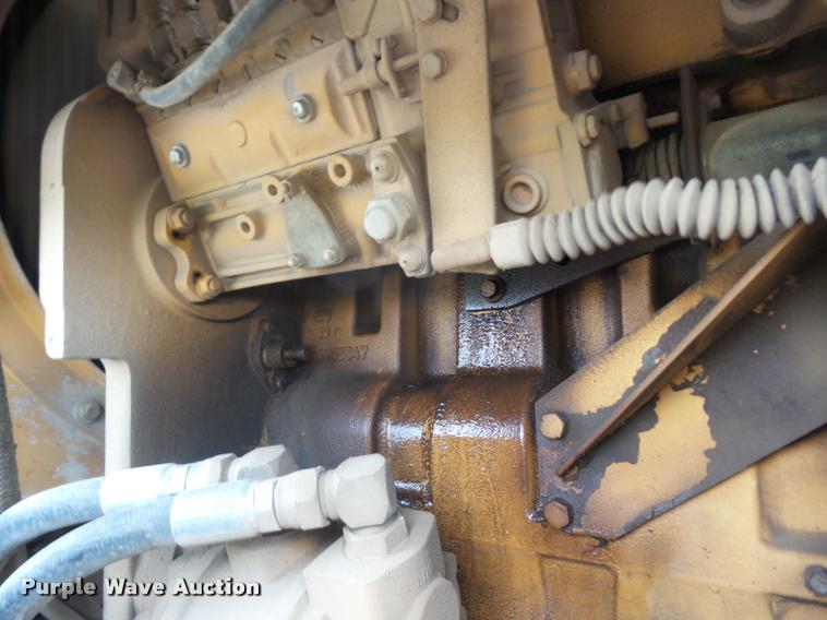 image for item K6441 Champion 720A motor grader