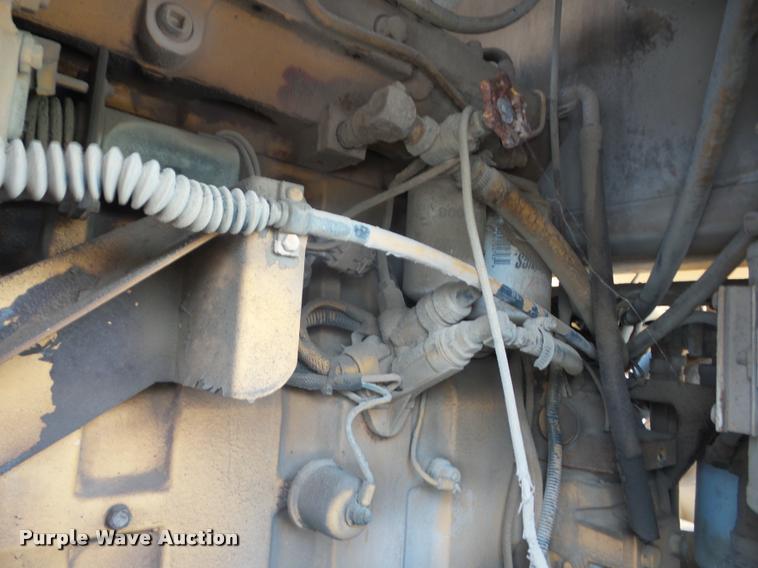 image for item K6441 Champion 720A motor grader