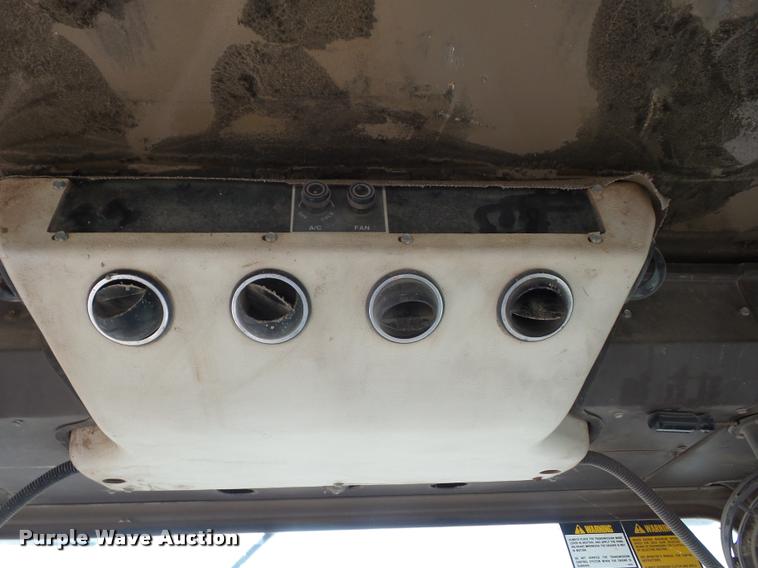 image for item K6441 Champion 720A motor grader