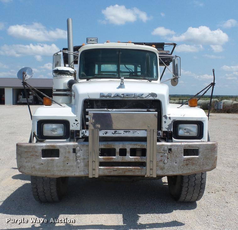 image for item K6444 1998 Mack RD688SX roll off container truck