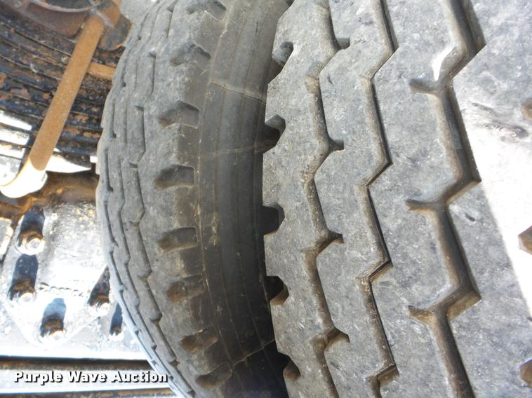 image for item K6444 1998 Mack RD688SX roll off container truck