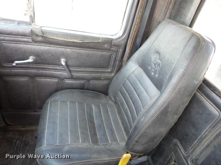 image for item K6444 1998 Mack RD688SX roll off container truck