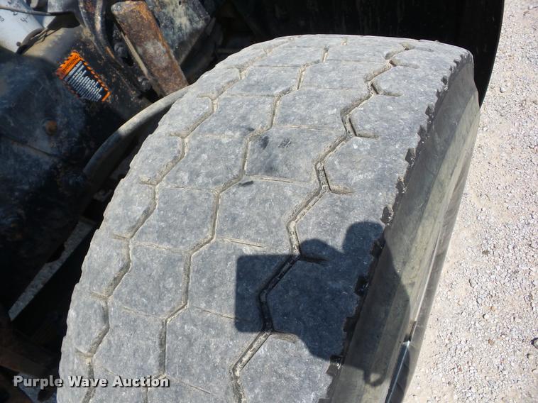 image for item K6444 1998 Mack RD688SX roll off container truck