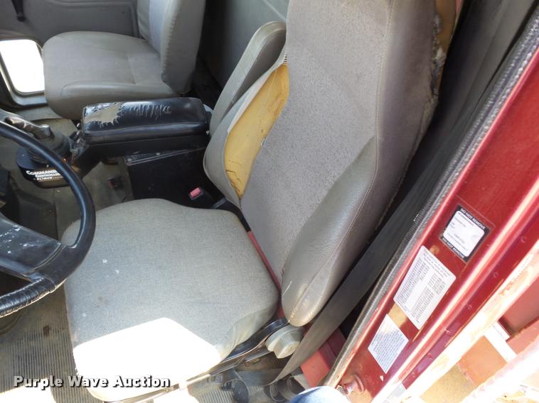 image for item K6448 2002 International F2674 dump truck