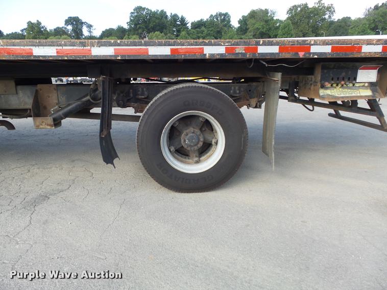 image for item K7502 1997 Chevrolet C7500 roll back truck