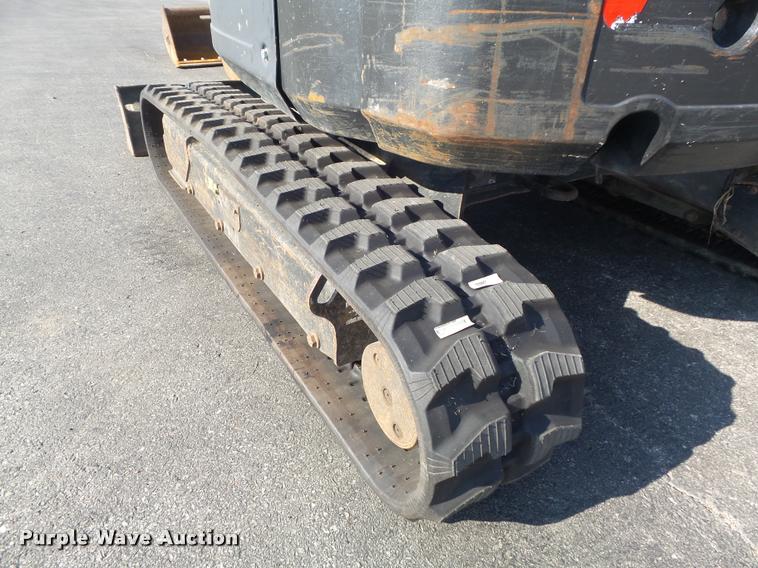 image for item K7503 2011 Bobcat E35 mini excavator