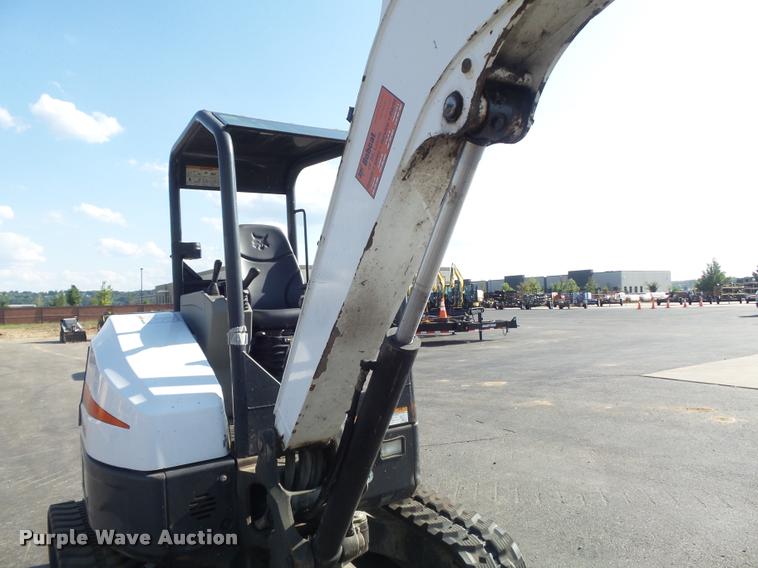 image for item K7503 2011 Bobcat E35 mini excavator