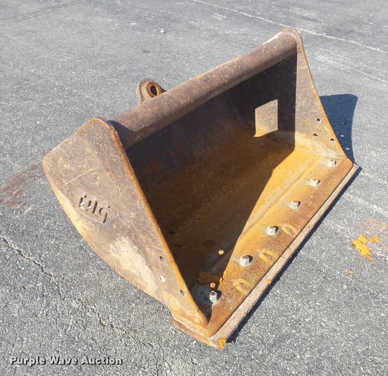 image for item K7503 2011 Bobcat E35 mini excavator