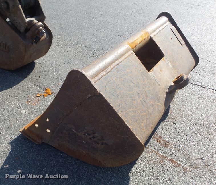 image for item K7503 2011 Bobcat E35 mini excavator