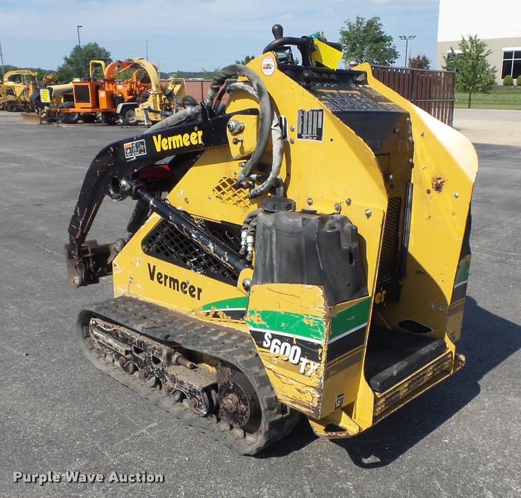 image for item K7509 2006 Vermeer S600TX compact utility loader